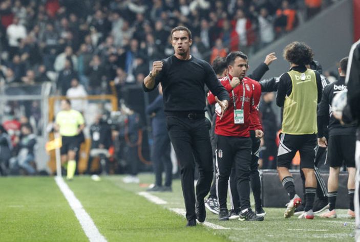 Valerien Ismael'den Ahmet Nur Çebi'ye teşekkür