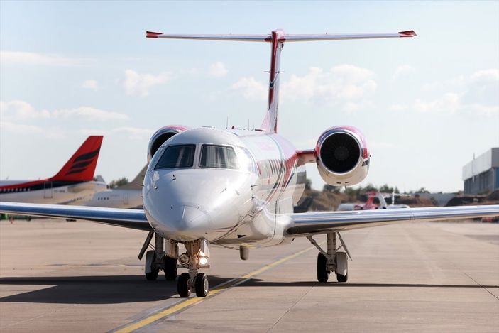 a Binali Yıldırım ambulans uçakla İstanbul'a getirildi