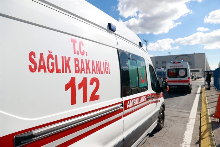 a Binali Yıldırım ambulans uçakla İstanbul'a getirildi