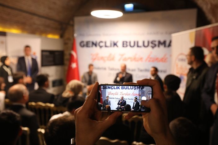 Hulusi Akar: Türkiye'nin bekası için uçak da tank da yapacağız