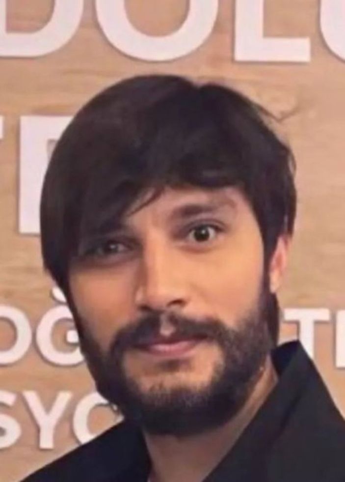 Aşk Mantık İntikam'ın Ozan'ı İlhan Şen yeni imajıyla şoke etti! Sosyal medya ikiye bölündü!