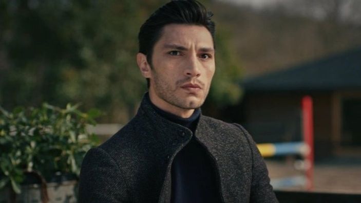 Aşk Mantık İntikam'ın Ozan'ı İlhan Şen yeni imajıyla şoke etti! Sosyal medya ikiye bölündü!