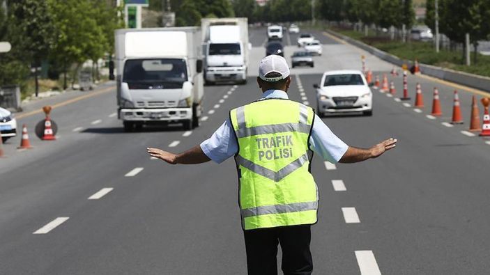 İstanbul'da yarın bazı yollar trafiğe kapatılacak