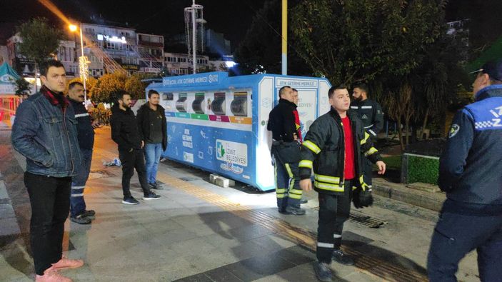 Kocaeli'de geri dönüşüm kutusuna giren çocuk: Yanlışlıkla girdim