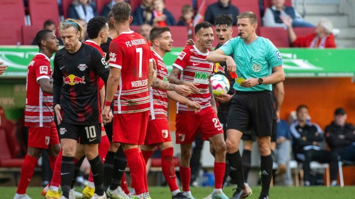 Berisha 1 gol 2 asist yaptı Augsburg 1 puan aldı