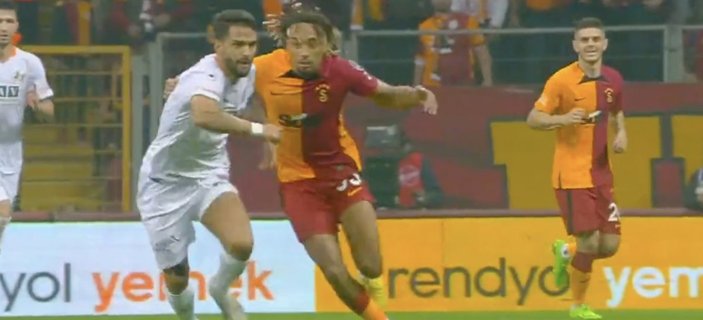 Galatasaray'dan kırmızı kart tepkisi