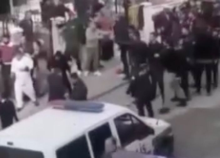 Ankara'da iki grup arasında meydan savaşı