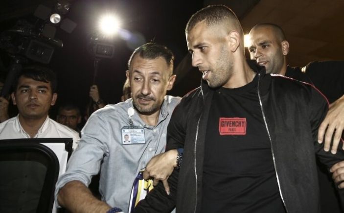 Clemont taraftarı Islam Slimani'ye ırkçılık yaptı