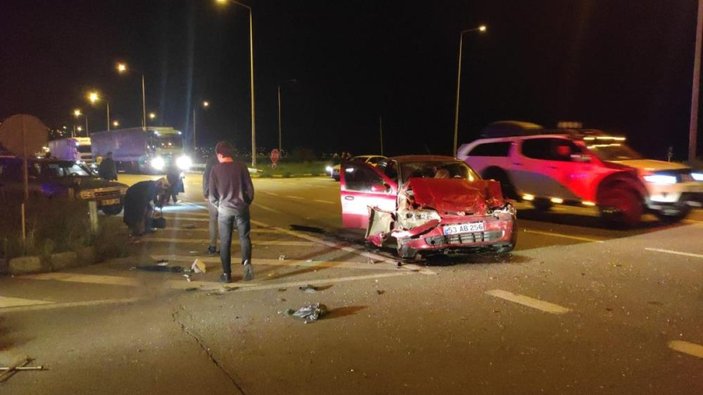 Giresun’da iki otomobil çarpıştı: LPG tankı araçtan fırladı