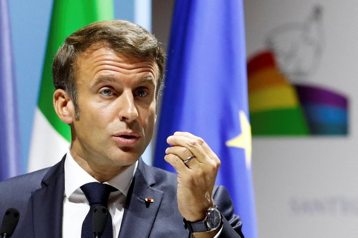 Emmanuel Macron: Ukrayna'da barış için şans var