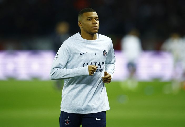 r PSG'den Mbappe'nin maaşına dair açıklama