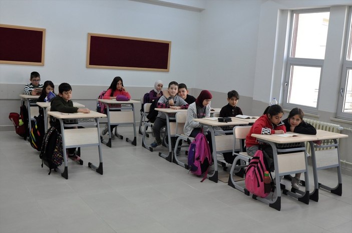 Yeni Yusufeli'de bin 446 öğrenci eğitim öğretime başladı