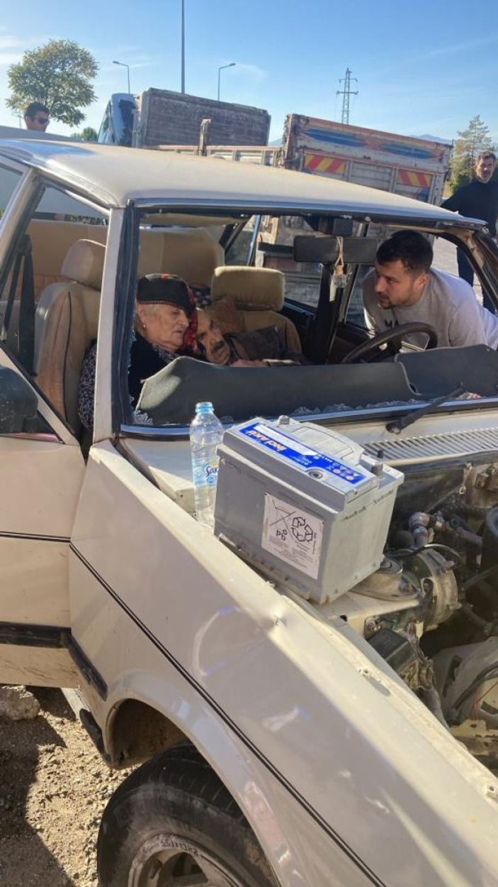 Karabük'te kazada teselli ettiği eşi hastanede hayatını kaybetti