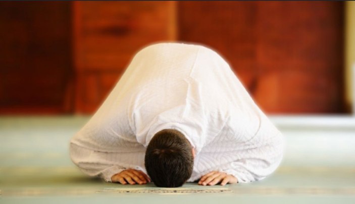Güneş tutulmasında hangi namaz kılınır? Küsuf namazı nasıl kılınır, kaç rekattır?