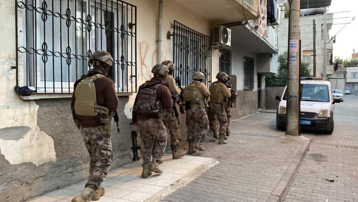Mersin'de terör operasyonu: 15 gözaltı