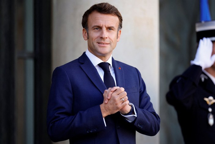 Emmanuel Macron: Bağımlılıklarımızın sonucu olan bir enflasyondan geçiyoruz