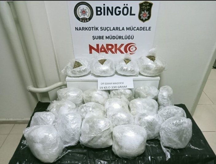Bingöl'de uyuşturucu operasyonu: 19 kilo esrar ele geçirildi