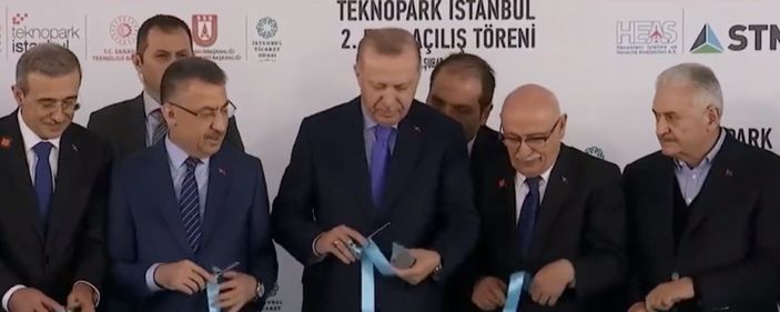 Cumhurbaşkanı Erdoğan'dan makas koleksiyonu paylaşımı