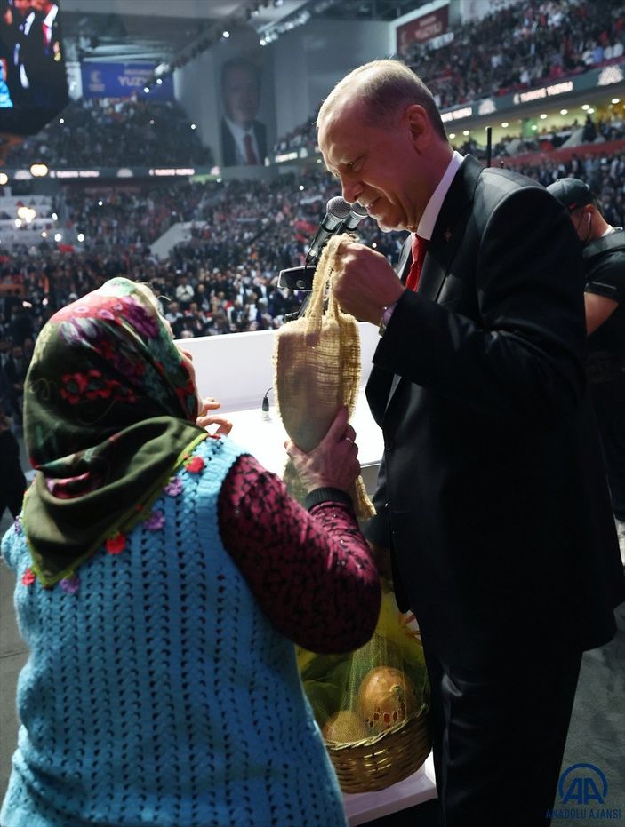 Cumhurbaşkanı Erdoğan Türkiye Yüzyılı vizyon belgesini açıkladı