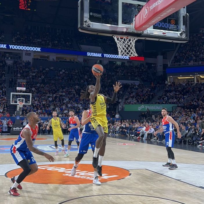 Türk derbisinin kazananı Fenerbahçe
