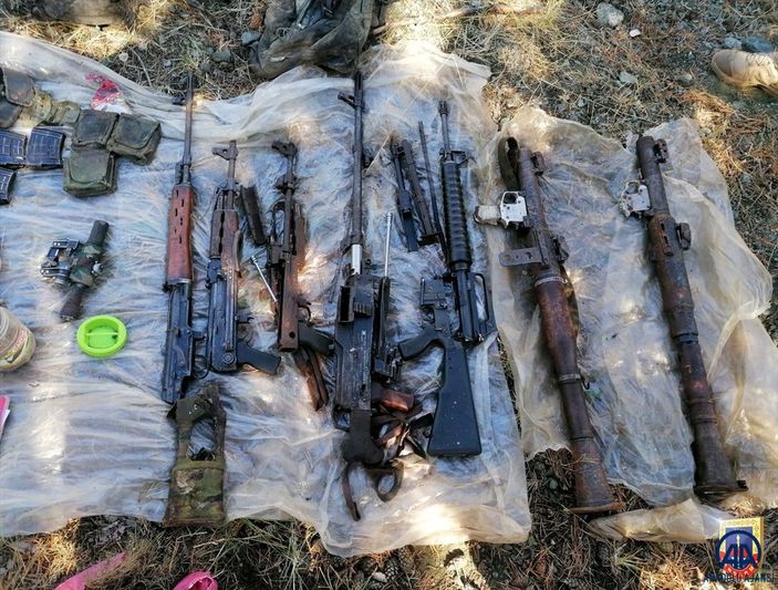 a Kars'ta terör örgütüne yönelik operasyon: 2 mağara ve 21 sığınak imha edildi