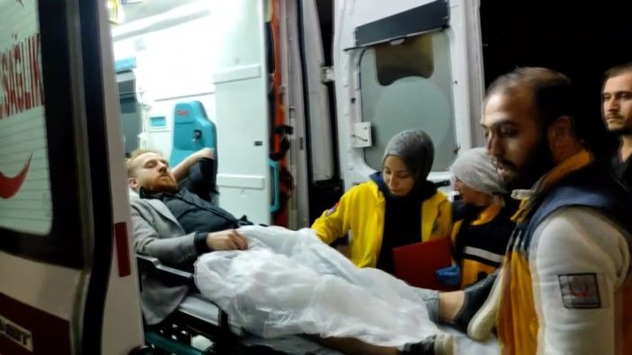 Kocaeli'ndeki düğünde bıçaklı kavga: 3 yaralı