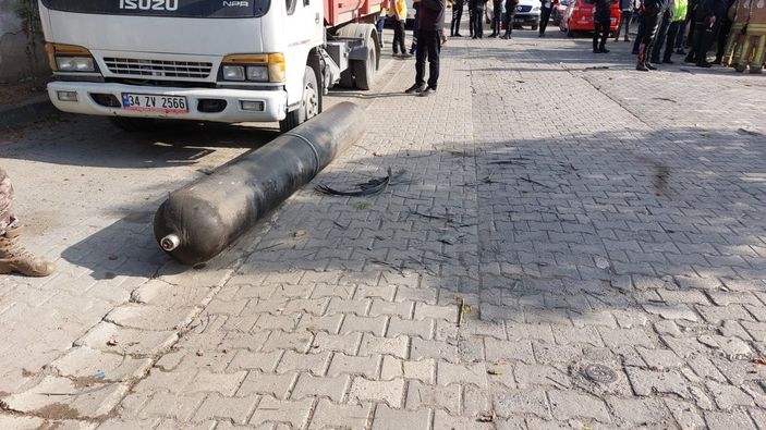 i İkitelli'deki Esenler Sanayi Sitesi'nde patlama