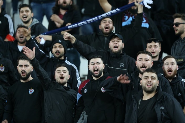 Trabzonspor taraftarlarına Sırbistan'da gözaltı