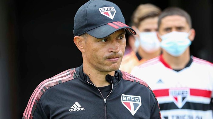 Alex de Souza, Sao Paulo'dan ayrıldı