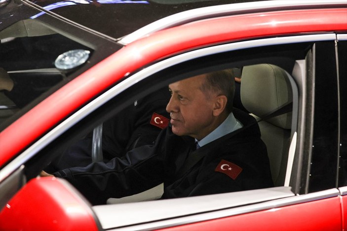 Cumhurbaşkanı Erdoğan, Togg'un ilk siparişini verdi