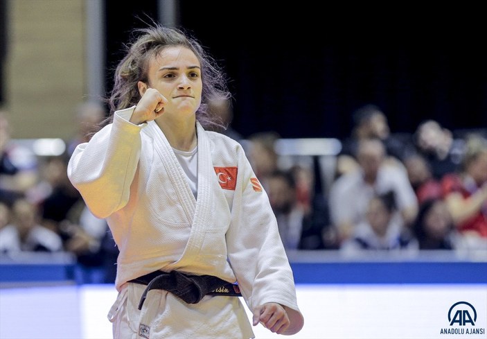 Genç judoculardan Avrupa'da ilk gün 2 madalya