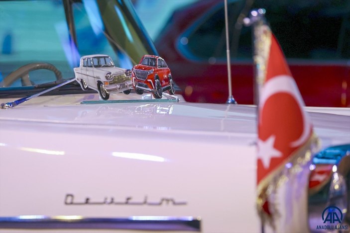 Togg ile Devrim yan yana