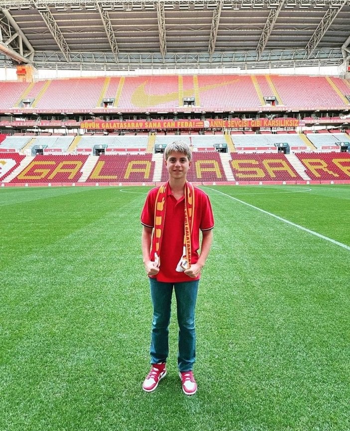 Wanda Nara'nın oğlu Valentino, Galatasaray altyapısına transfer oldu