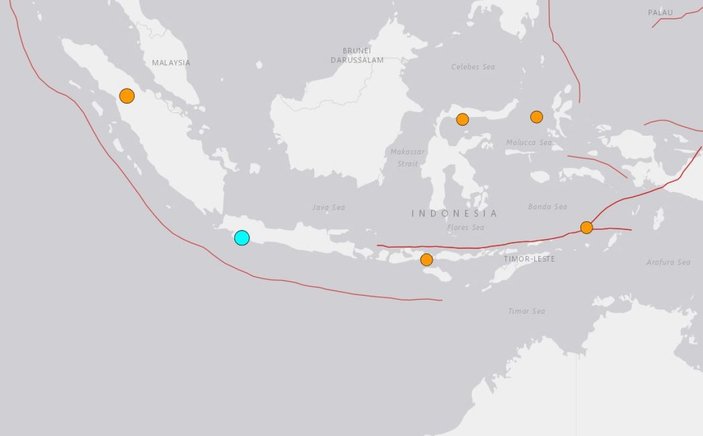 Endonezya'da 5.0 büyüklüğünde deprem meydana geldi