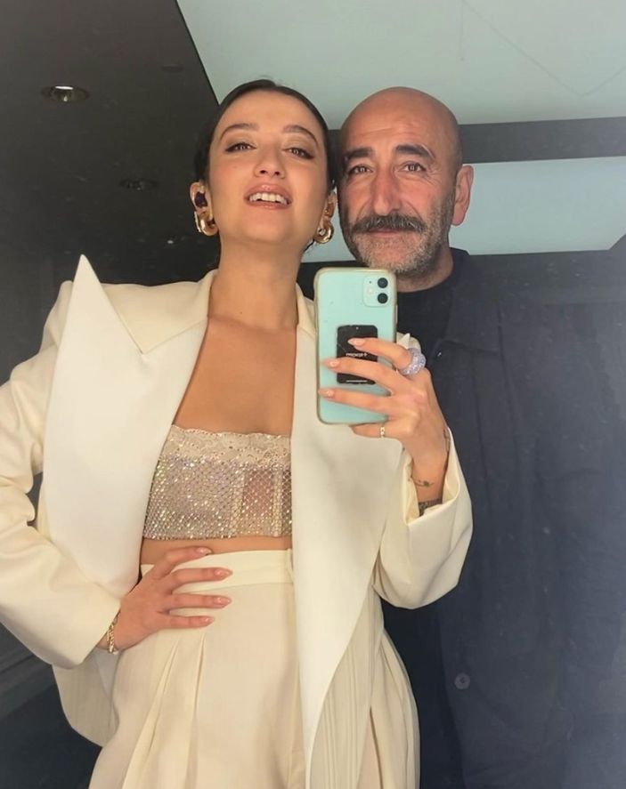 Melike Şahin sevgilisini paylaştı sosyal medya yıkıldı!