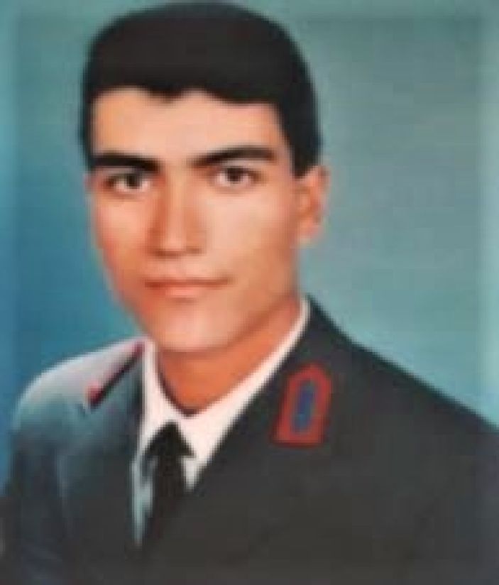 Denizli'de şehit mezarı başında duygulandıran not