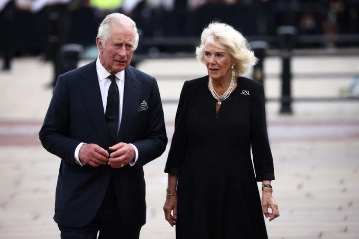 Kral Charles, Buckingham Sarayı'na bahçe müdürü alımı için ilan verdi