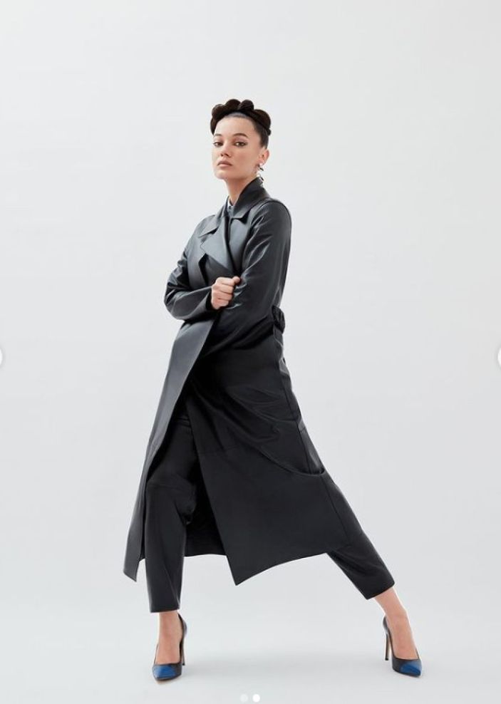 Yargı dizisinin Ceylin'i Pınar Deniz siyahlar içinde büyüledi!