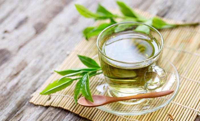 GÜNDE EN AZ BİR BARDAK: Yeşil çayın mucizeleri inanılmaz!