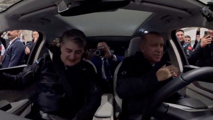 Cumhurbaşkanı Erdoğan'ın Togg'u kullandığı görüntüler