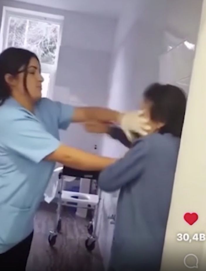 Kosova'daki yaşlı bakım evinde şehit annesi darbedildi