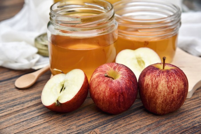 Elma sirkesinin faydaları ve elma sirkesi kullanmanın 20 yolu