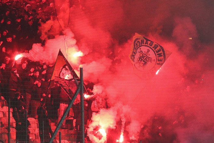 Fenerbahçe, Dinamo Kiev'i yenerek grubu lider bitirdi