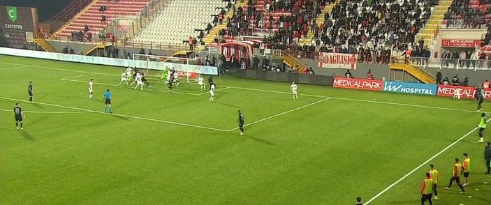 Ümraniyesporlu Geraldo kornerden gol attı