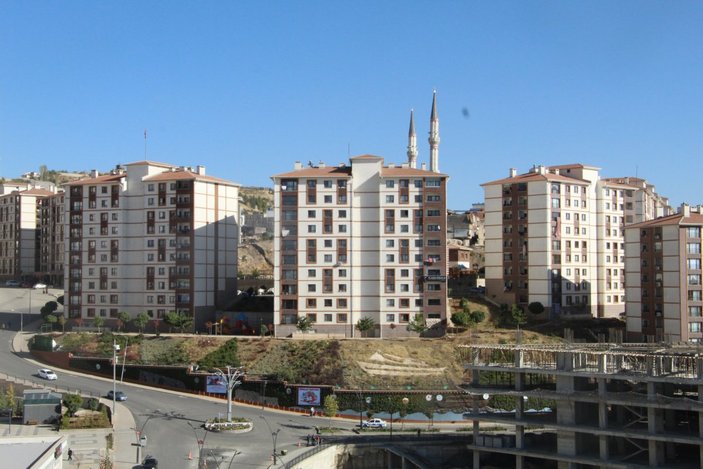 Şırnak'ta terör mağdurları evlerinin tapusunu aldı