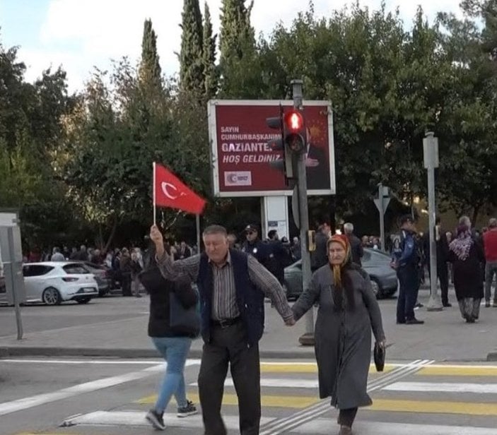 Gaziantep'te CHP'li olduğunu söyleyen bir kişi: Erdoğan'ı seviyorum