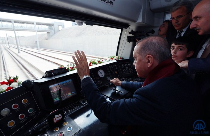 Cumhurbaşkanı Erdoğan Gaziray'ı hizmete açtı