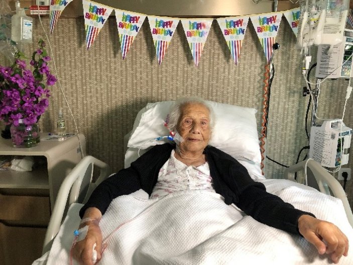 100’üncü yaşını kutlayan Fikriye Nine, eski İstanbul’u anlattı