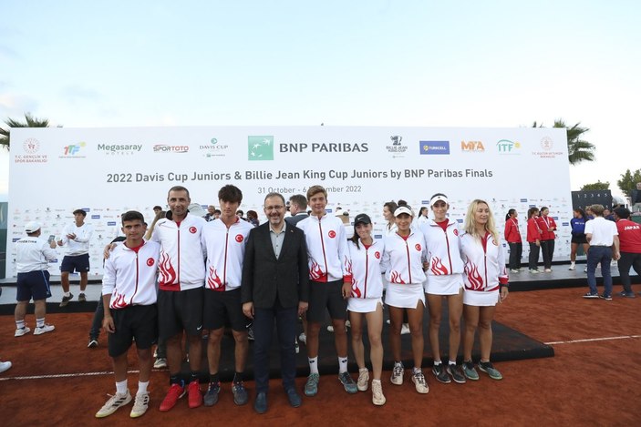 Mehmet Muharrem Kasapoğlu, Antalya'da 4 farklı spor branşını yerinde takip etti