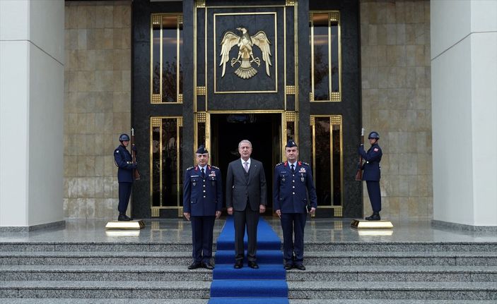 a Hulusi Akar: ABD'li askeri heyet Türkiye'de
